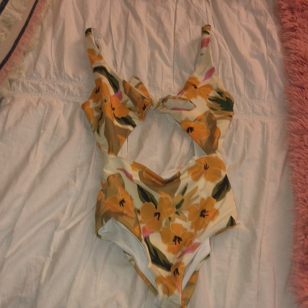 Nordstrom brand swim suit! WORN ONCE